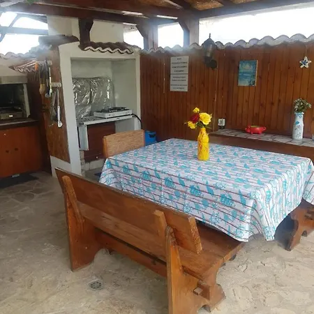 Guest house вила борко Krapets (Dobrich)